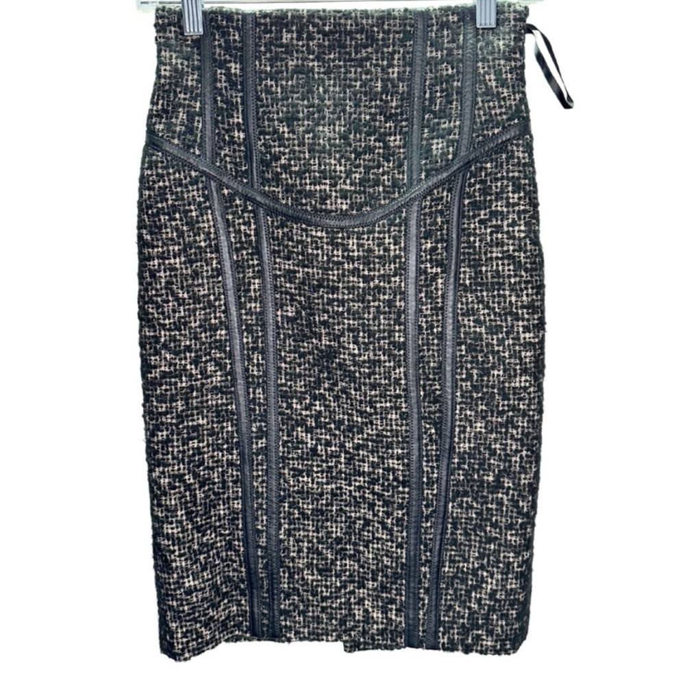 Zara Tweed Lined pencil above knee length skirt XS